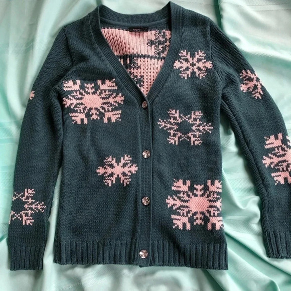 Knit Snowflake Cardigan with Sparkly Buttons - Picture 3 of 11